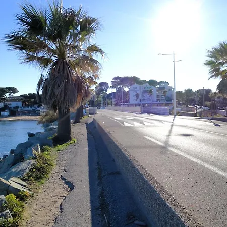 Appartement Les Mas De La Mer-2 By Interhome Saint Aygulf